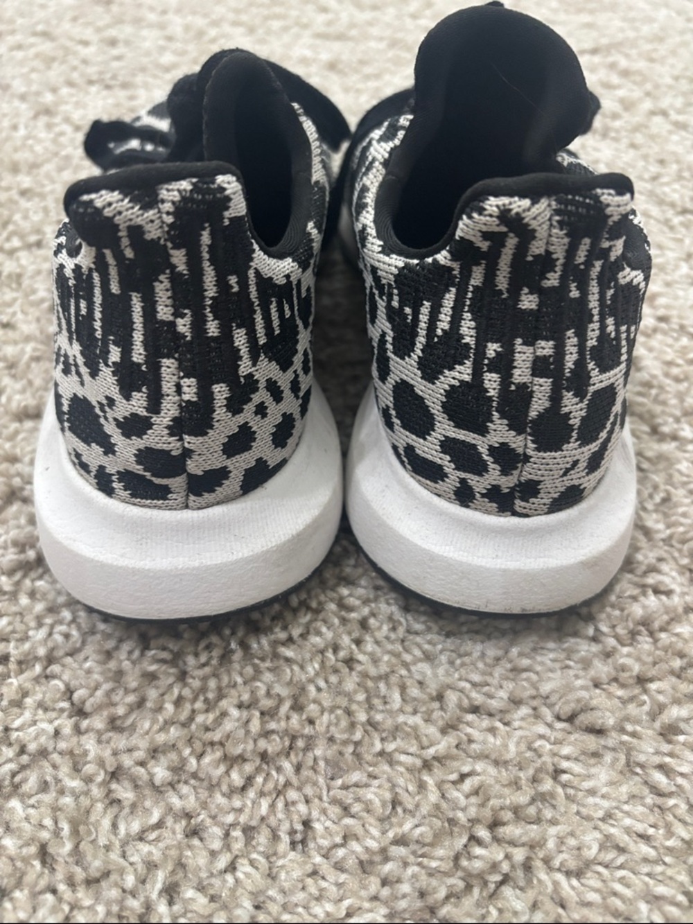 adidas Black & White Leopard-Pattern Knit Sneakers - Picture 3 of 7